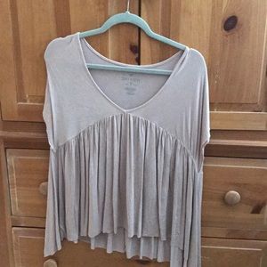 AE Short sleeve flowy shirt